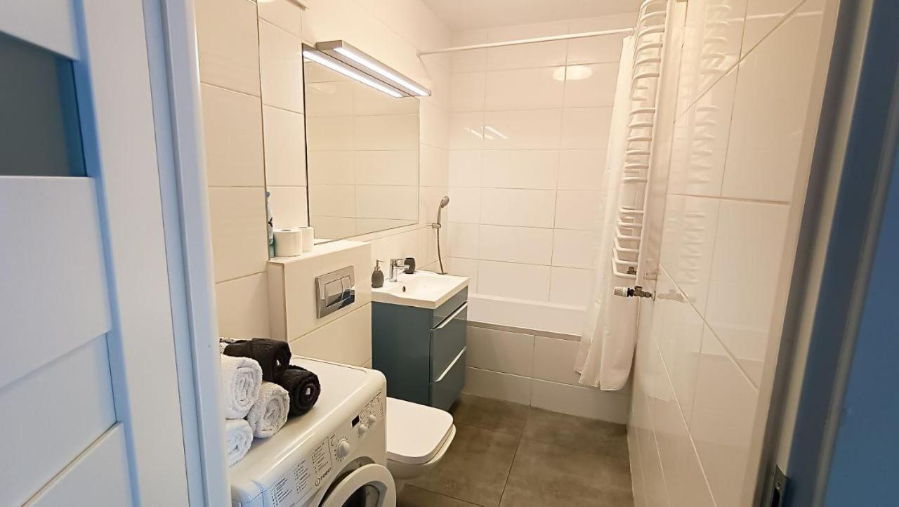 Apartament Niedaleko Centrum Warszawy Варшава Екстериор снимка